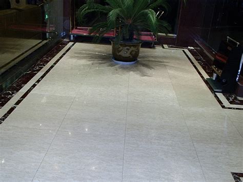 Be careful, not all furniture will look good with such flooring. Beautiful Designs of Marble Flooring