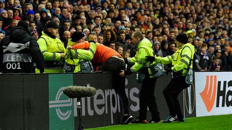 Stewards Should Not Replace Police Officers At Football Stadiums Says Premier League Director