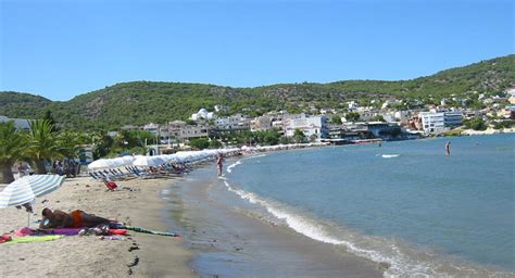 Λίγες μέρες μετά τη γέννησή της, η μητέρα της πέθανε, και ο πατέρας της αιδέσιος, που ήταν ιερέας των ειδώλων, την ανέθεσε σε μια χριστιανή γυναίκα. MICHALIAS STUDIOS ::AEGINA ISLAND GREECE::