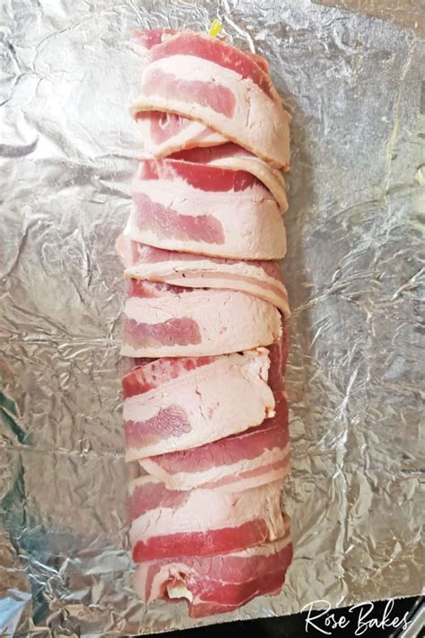 To give this mild meat more flavor, i bake it wrapped in foil with fragrant position a rack in the center of the oven, and heat the oven to 325°f. Pork Tenderloin Wrapped On Tin Foil In Oven : Barbecue ...