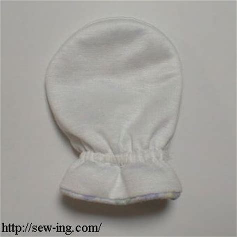 The perfect baby shower gift, this quick. Baby mittens