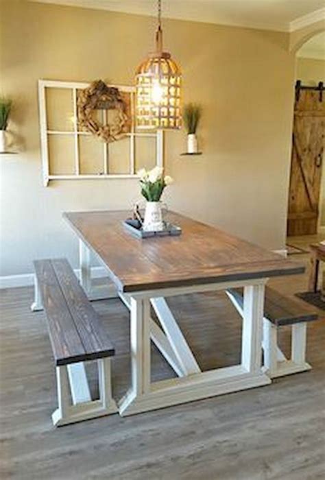 The design comes with a simple base but has double angles making it interesting. 60+ Beautiful Farmhouse Dining Room Table and Decorating ...