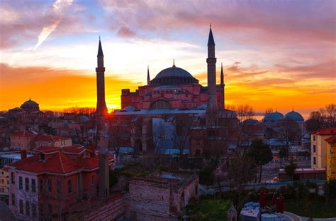 Фестивал на лалетата Истанбул 4 нощувки Екскурзия дни София