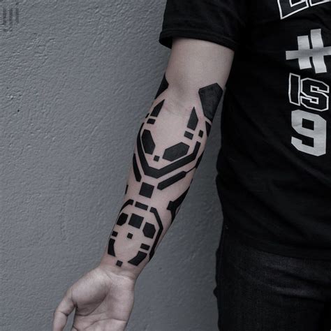 Futuristic Tattoos Of Georgie Williams Cyberpunk Tattoo Geometric