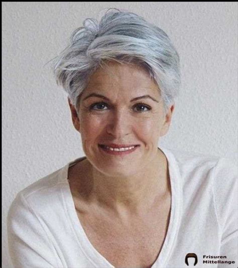 Als sie sich eine kurzhaarfrisur schneiden lies, twitterte kurzhaarfrisuren: Kurzhaarfrisuren Damen Frisuren 2021 / Kurzhaarfrisuren ...