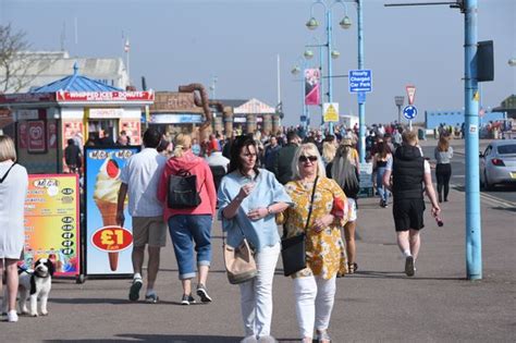 Traders Fear Poor Summer Will Add To Gloom For Britain S Favourite Seaside Resorts Hull Live