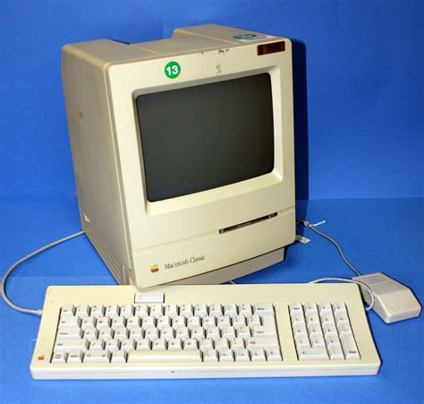 The First Computer Apple Sold For Less Than 1000 The Macintosh