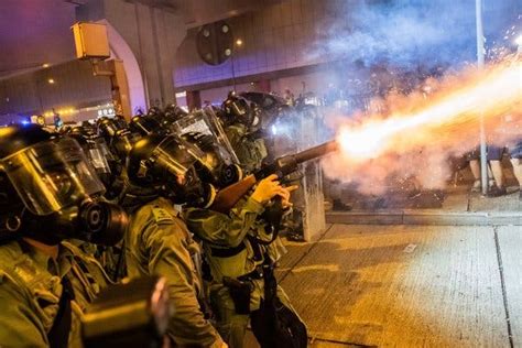 Mob Beats Antigovernment Protesters In Hong Kong The New York Times