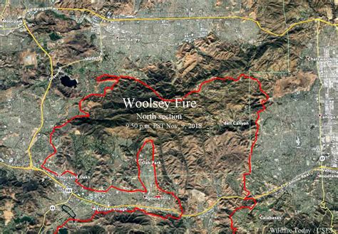 Woolsey Fire Burns To The Ocean As 200000 Evacuate Wildfire Today