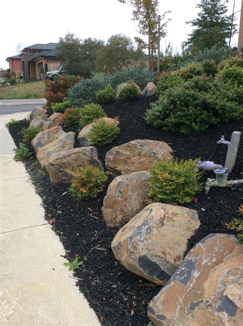 Landscaping With Boulders Rock Garden Landscaping Front Yard