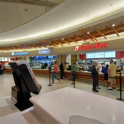 Good food needs more staff 09/24/2019. Food Court - Food Court in Orlando International Airport