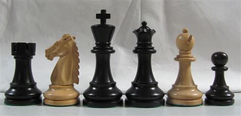 Second Look—chess Set Purple Pawn