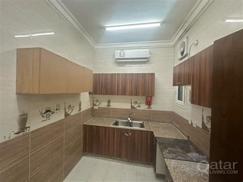 Apartment For Rent In Umm Mughalina Close To Jarir Office 2 Rooms