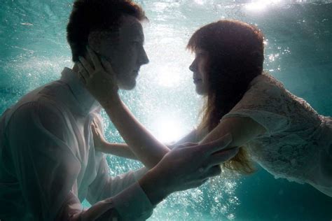 ‘underwater Love’ Wedding Shoot · Rock N Roll Bride