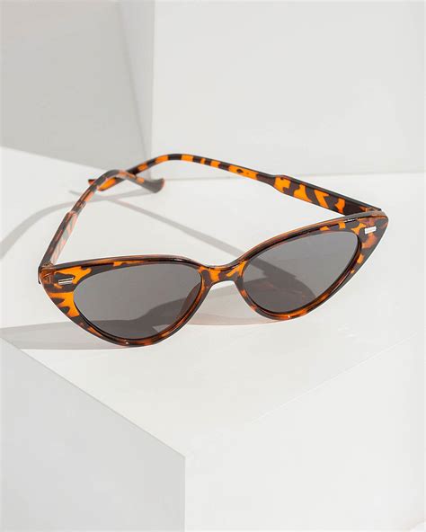 Tortoise Shell Pointed Cat Eye Sunglasses Colette By Colette Hayman