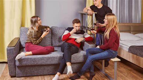 some ideas for a successful college dorm party techbar