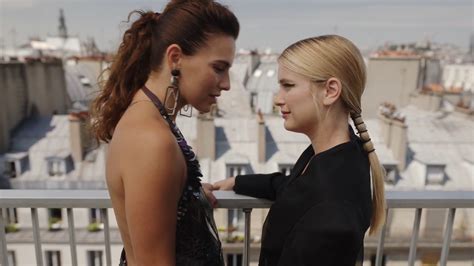 Emily In Paris Season 3 Kiss Scene Camille And Sofia Camille Razat And