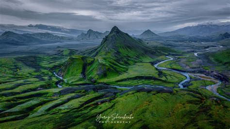 Its incredible, unimaginable landscape is characterised by unearthly colours, steaming geothermal activity, hot springs and water fountains. Iceland landscape - Most Beautiful Picture - Wildlife ...