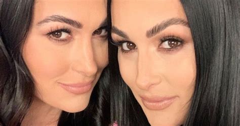 Nikki And Brie Bellas Mom Almost Postponed Brain Surgery To Watch Them Give Birth