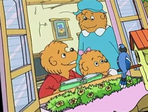 The Berenstain Bears 2003 Berenstain Bears E005 Too Much Tv Trick Or Treat Video Dailymotion