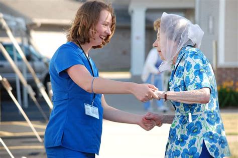 Why Become A Caregiver Valley Vna Senior Services