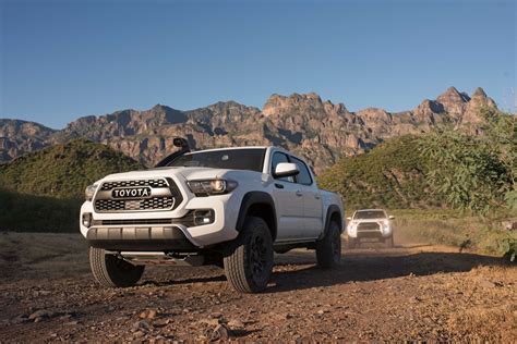 3.5l v6 engine with available tow package allows the tacoma to up to 6,800 pounds and carry a payload of up to 1,440 pounds · trailer sway . TOYOTA Tacoma Double Cab specs & photos - 2019, 2020, 2021 ...