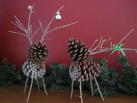 Diy Pinecone Deer Would Make Pretty Tree Ornaments