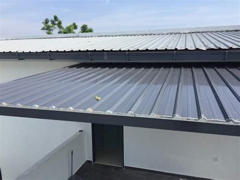 Roofseal supplies one of the best metal roofing, roof insulation & other roof solutions in malaysia; Metal Deck - TOP SKYLIGHT ROOFING, Selangor, Malaysia