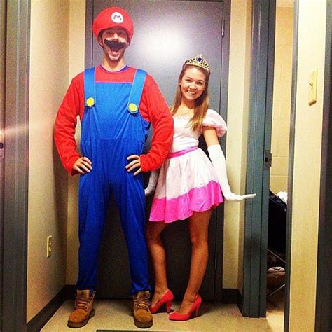114 creative diy couples costumes for halloween brit co clever costumes diy couples