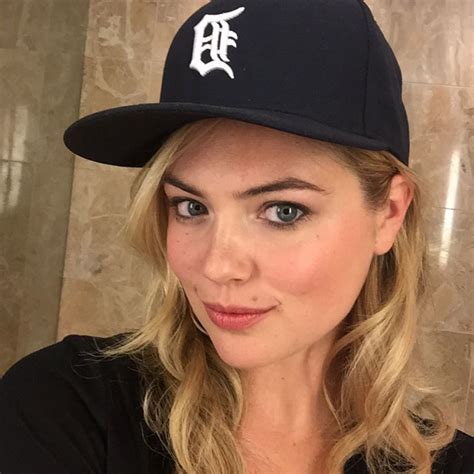 Kate Upton Pics And Vids Celebrityrevealer Kate Upton Topless Busty