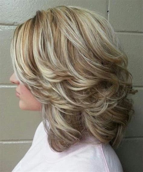 Here's a cute idea of medium length haircuts for women who seek a carefree and sophisticated appearance. Pin on hair color