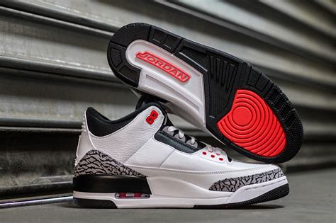 Air Jordan 3 Retro Infrared 23 Le Site De La Sneaker