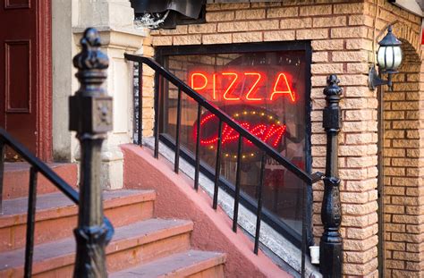 The Five Best Pizzerias On The Upper West Side