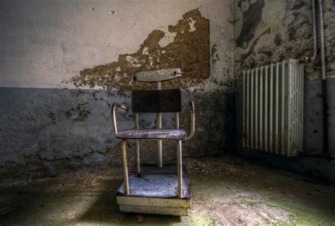Wallpaper Abandoned Hospital Chair Europe Decay Basement Eerie Spooky Rusted Diablo