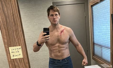 Chris Pratt Shows Off Six Pack Abs On Set Of The Terminal List