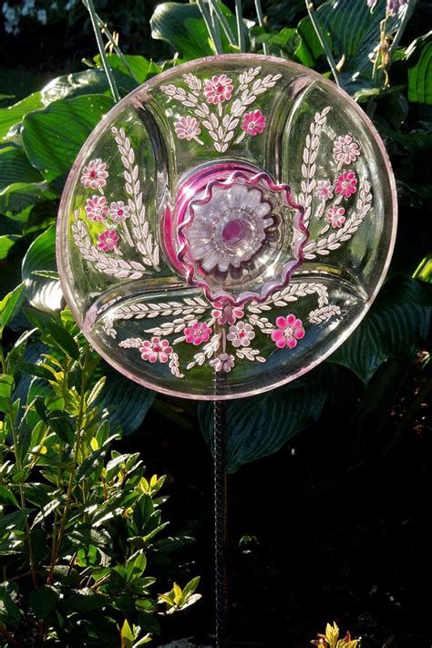 31 Best Images About Garden Art Made With Recycled Glass