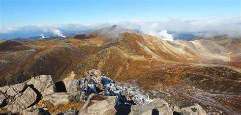 Info map peaks summits challenges. Kuju Mountains , Japan