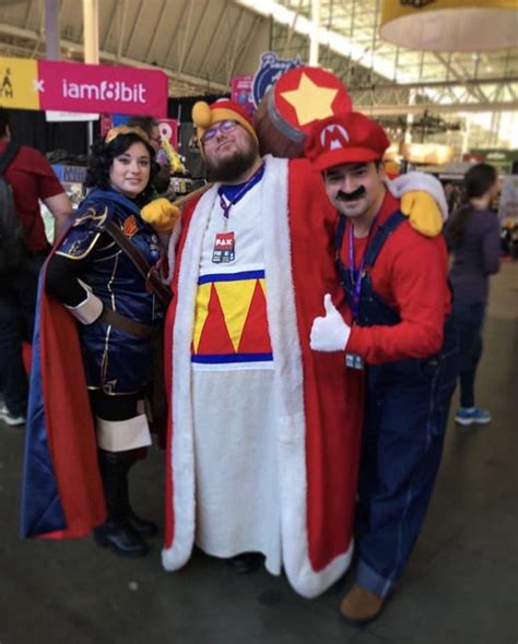 this is the hottest cosplay i ve ever seen r the dedede