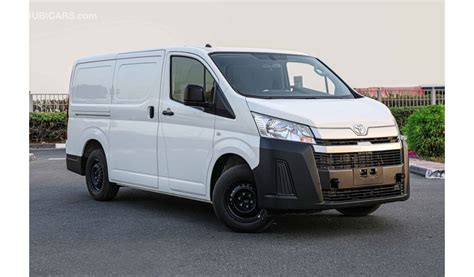 New 2022 Toyota Hiace Standard Roof 35l At V5 Cargo Van Export Only