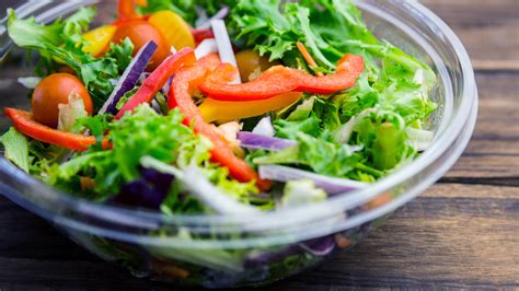 However, not all fast food is bad for you. How to order a healthy salad: 8 smart tips for what to eat ...