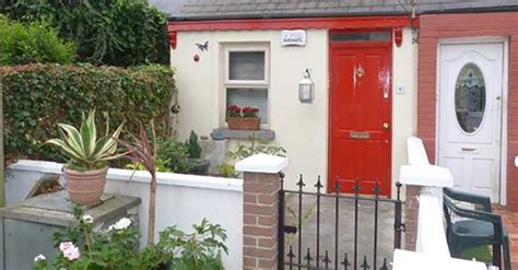 Some Of The Smallest Homes On The Market On Myhomeie Right Now Myhomeie