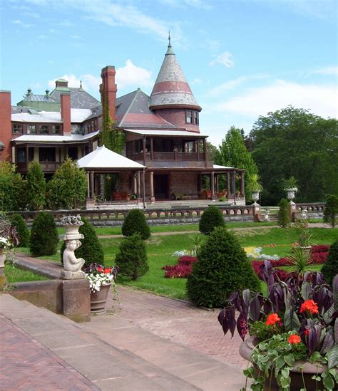Mansion At Sonnenberg Gardens Wonderful Places Great Places Places To