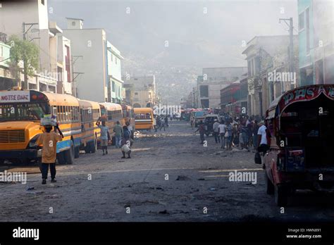 Haïti Port Au Prince Le Quartier Du Bicentenaire Main Street