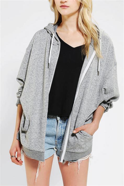 Oversized zip up hoodies are ideal for any occasion, be it adventuring, jogging, a quick run to the stores, or a party with friends. Lyst - Urban Outfitters Oversized Zip Up Hoodie Sweatshirt ...