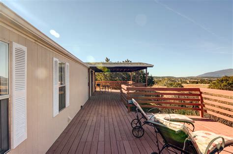 Peaceful Sandia Park Retreat w/ Deck & Views! - Home Rental in Sandia Park