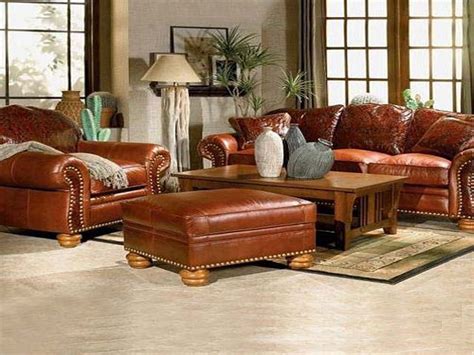 You can work with all different kinds of design styles from a typical bachelor pad all the way up to the penthouse. decorating with leather furniture | living room decorating ideas with brown leather furniture ...