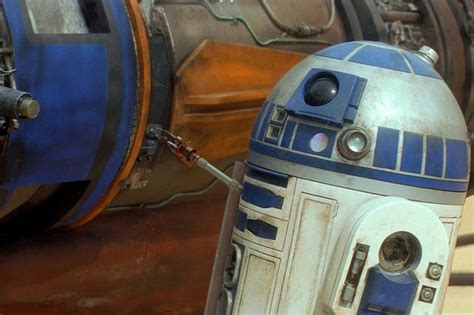 R2 D2 Sells At Auction For 275 Million Polygon