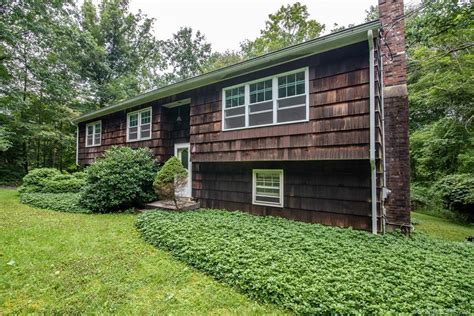 91 Ivy Hills Rd Southbury Ct 06488 Mls 170432088 Redfin