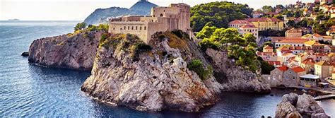 Like many people the world over i have well and truly caught game of thrones fever, so on a recent trip to dubrovnik i could hardly pass up the chance to visit the real king's landing. Fort Lovrijenac, Dubrovnik: The Real 'Red Keep' in Game of Thrones
