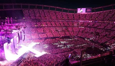Denver Taylor Swift Concert Concert Crowd Concert
